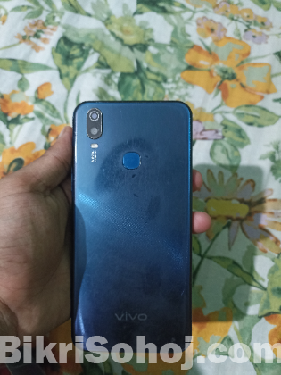 Vivo y11